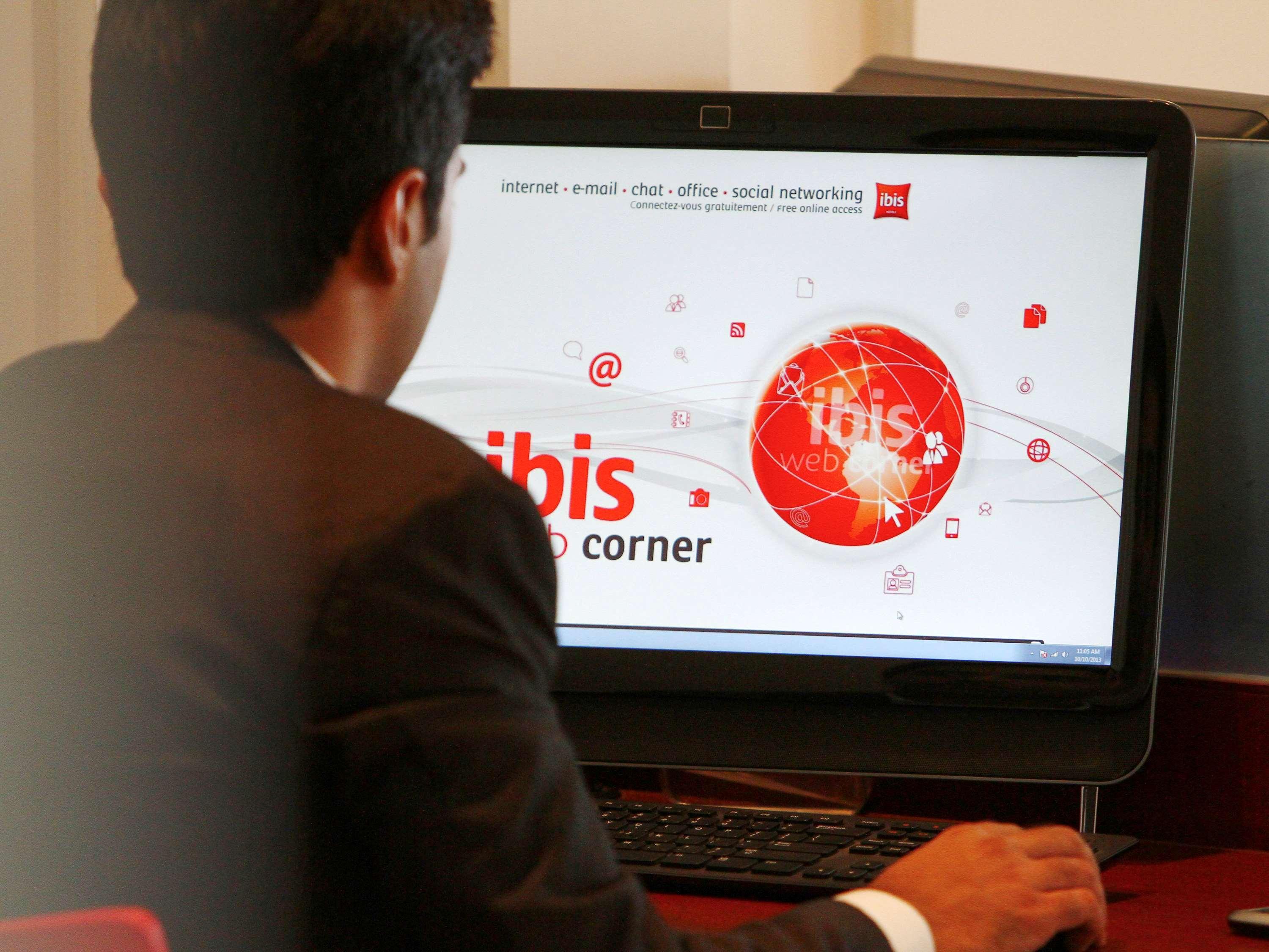 Hotel Ibis Bengaluru Hosur Road - An Accor Brand Exteriér fotografie