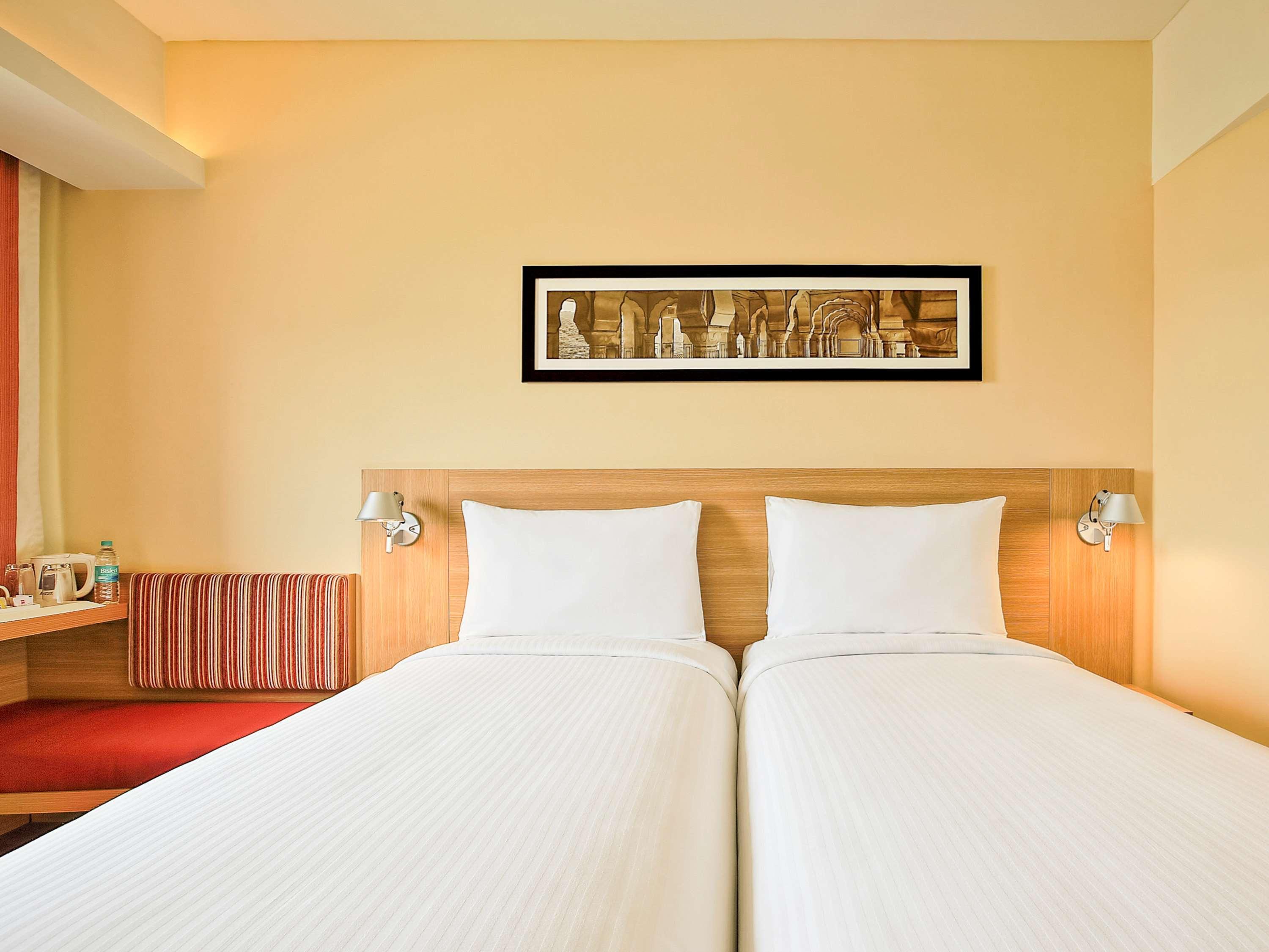 Hotel Ibis Bengaluru Hosur Road - An Accor Brand Exteriér fotografie