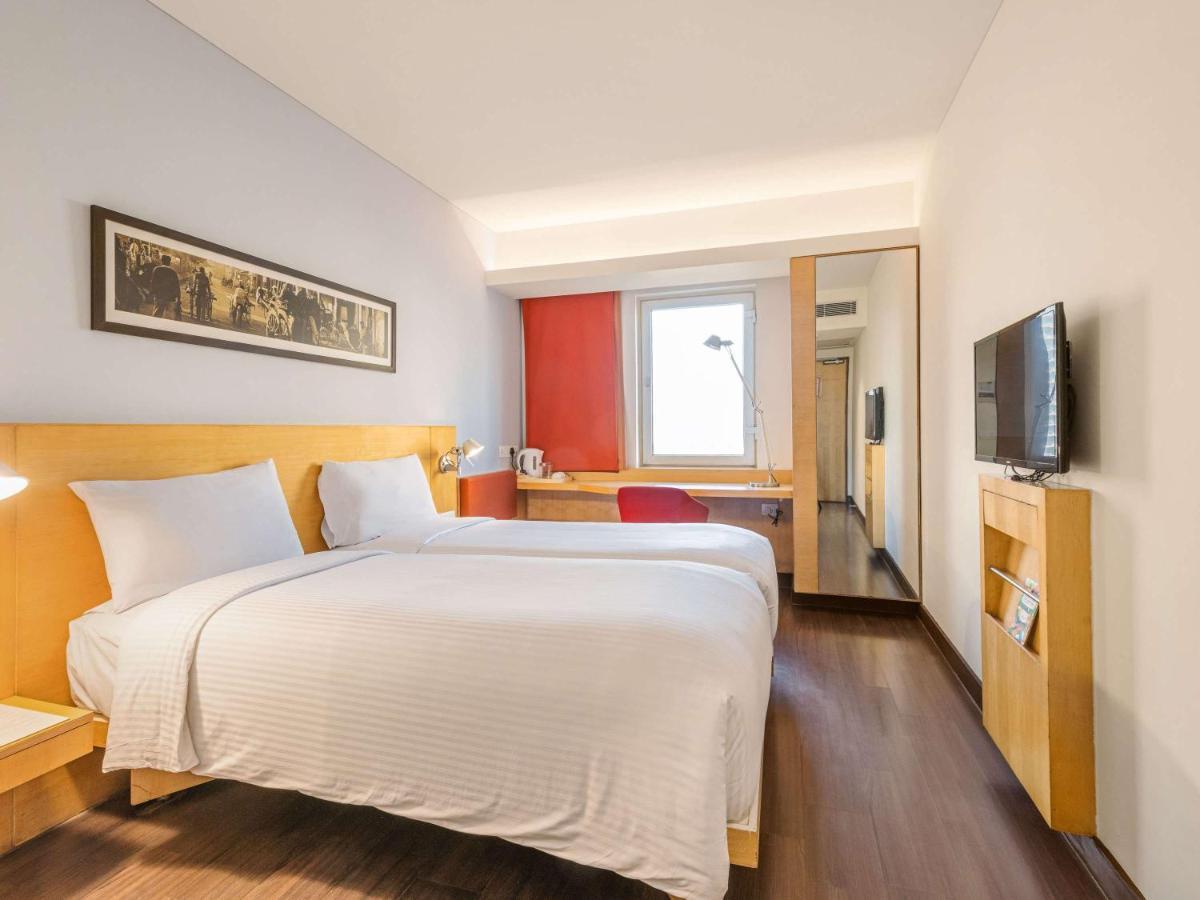 Hotel Ibis Bengaluru Hosur Road - An Accor Brand Exteriér fotografie