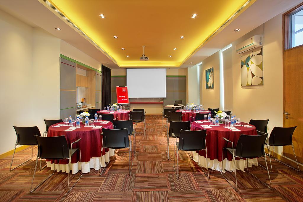 Hotel Ibis Bengaluru Hosur Road - An Accor Brand Exteriér fotografie